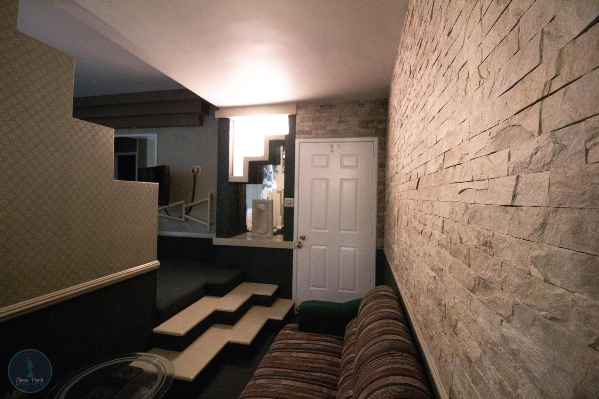 New York Hotel/Motel Orizaba  Exterior photo