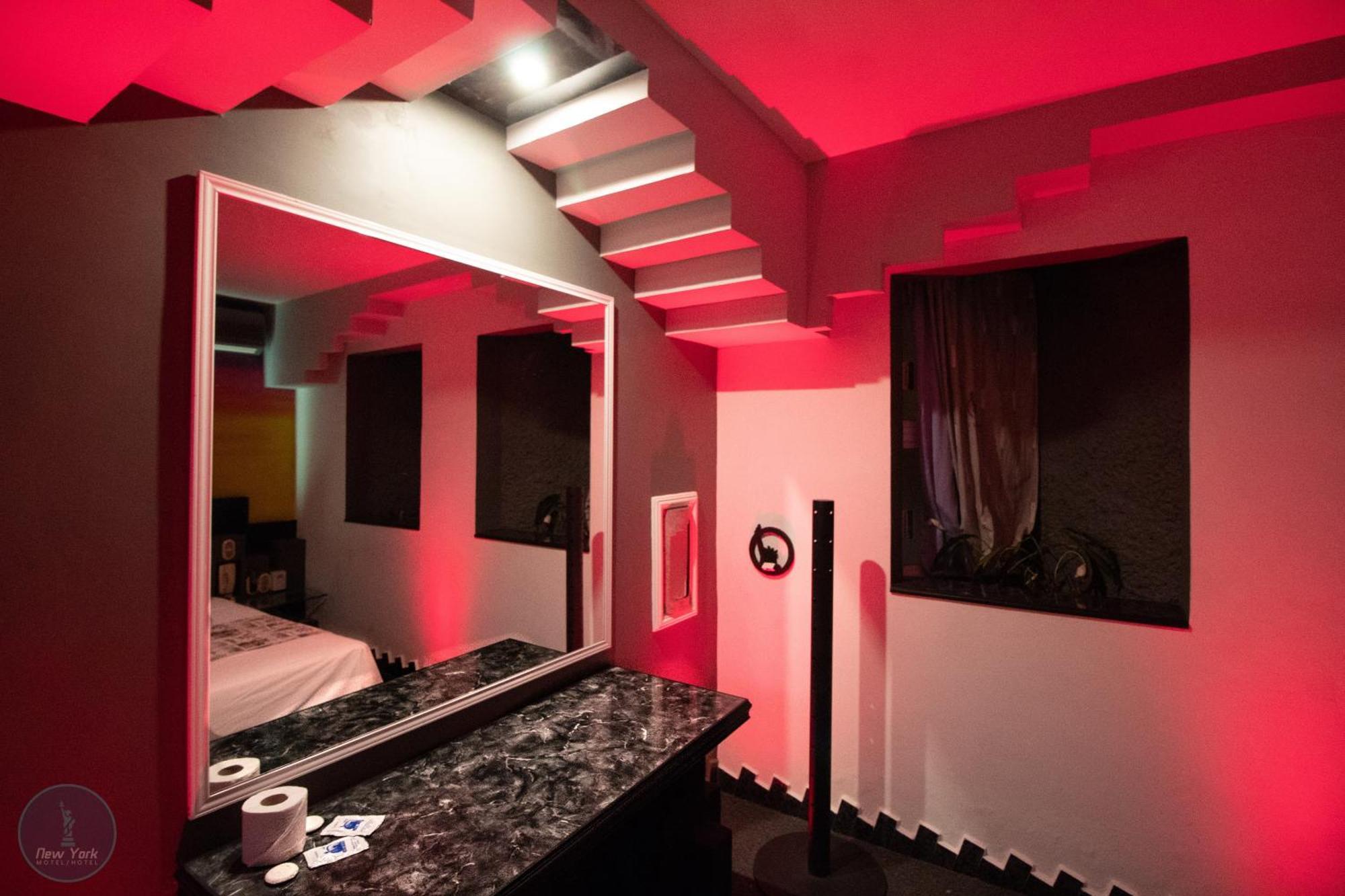 New York Hotel/Motel Orizaba  Exterior photo