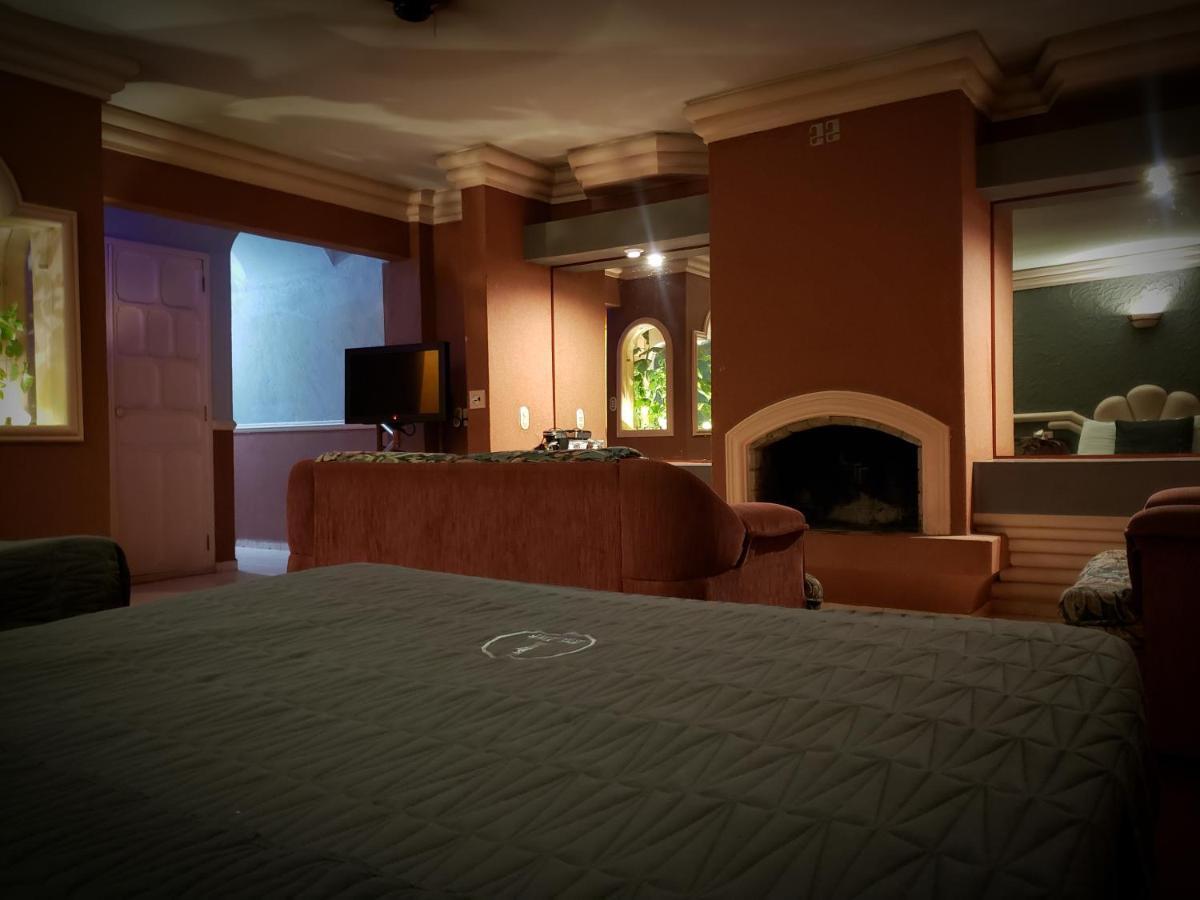 New York Hotel/Motel Orizaba  Exterior photo