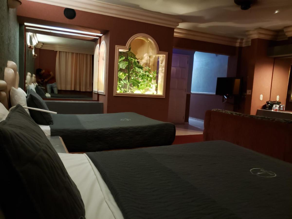 New York Hotel/Motel Orizaba  Exterior photo